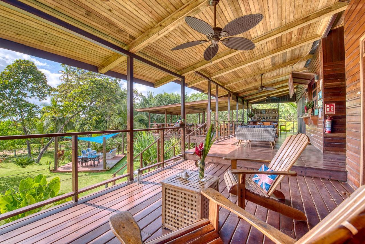 Oasis Bluff Beach Bocas Town Bagian luar foto