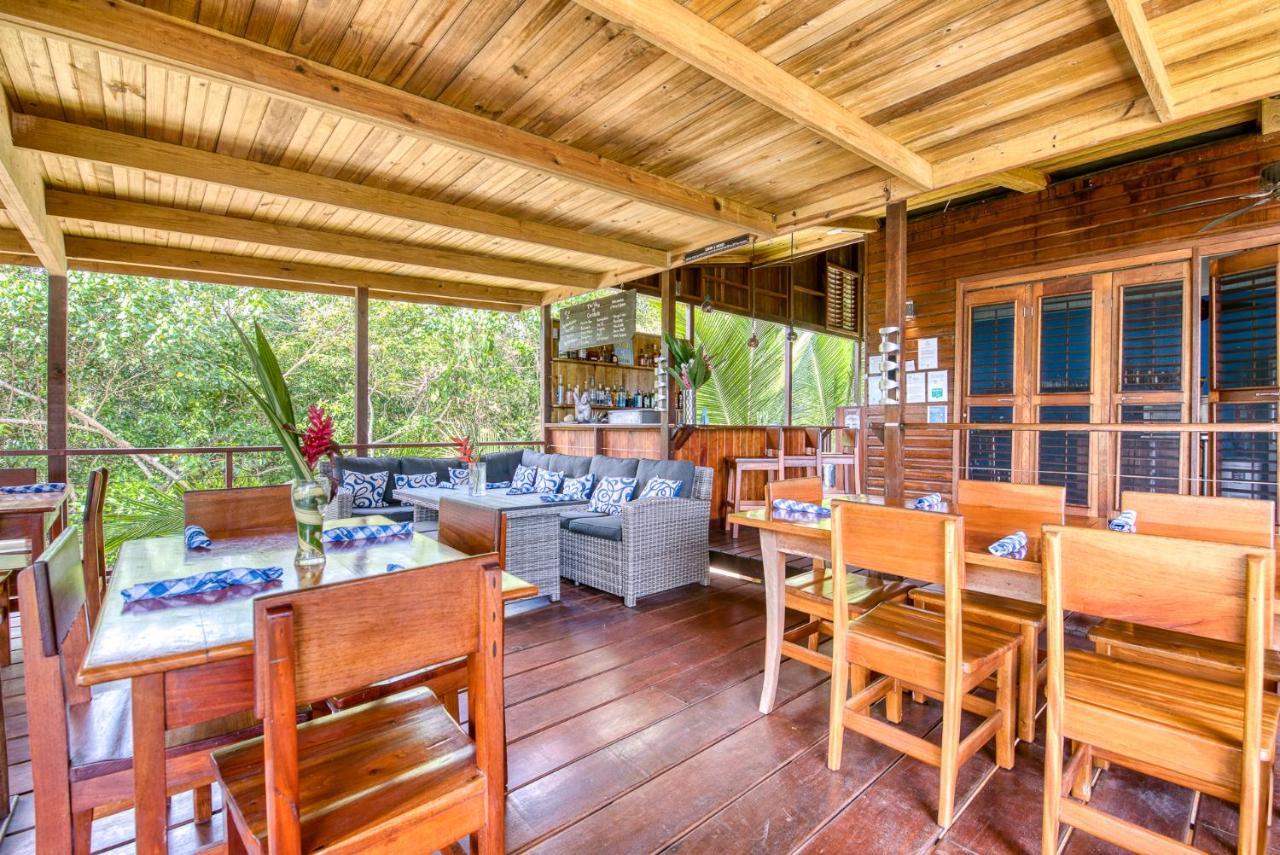 Oasis Bluff Beach Bocas Town Bagian luar foto