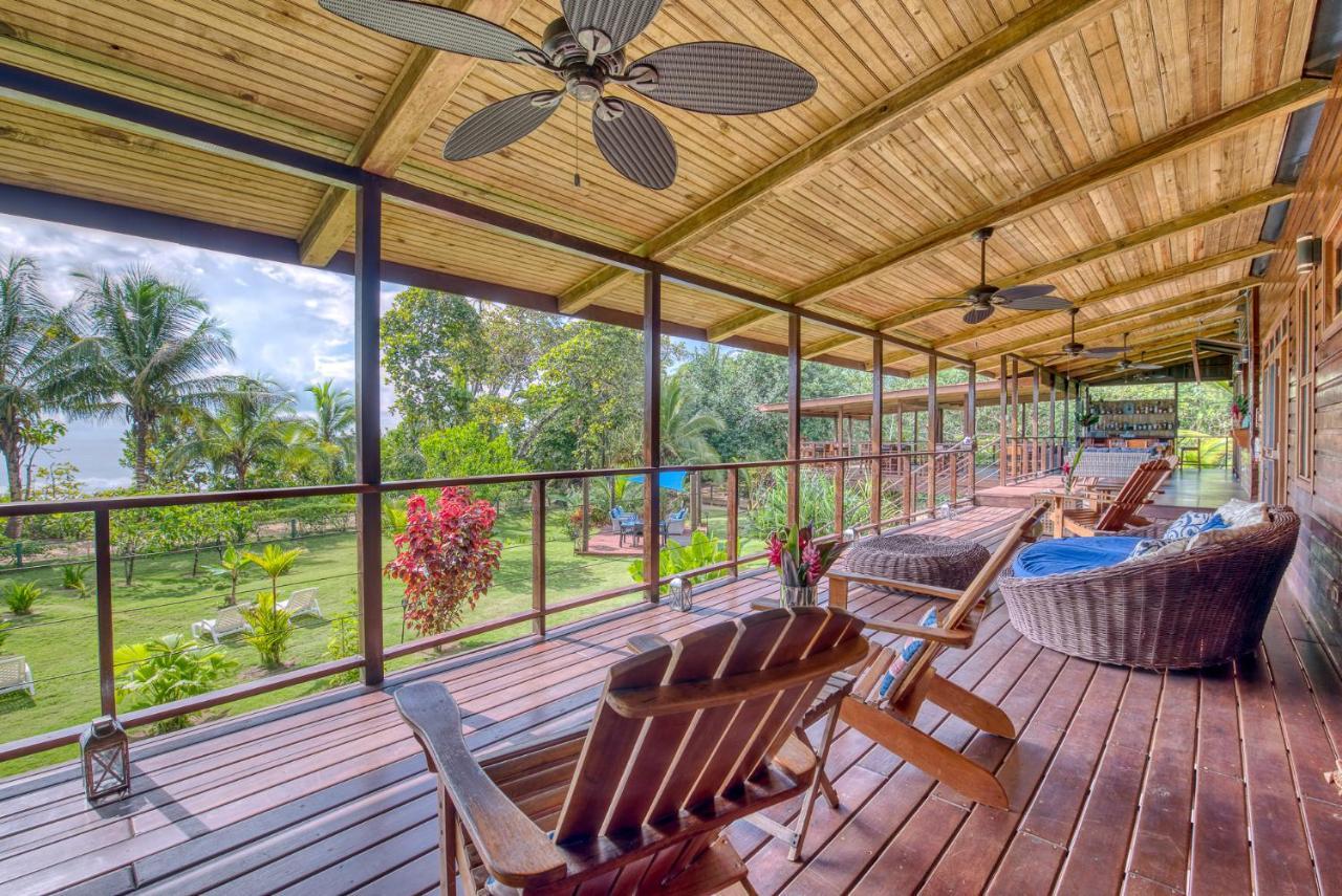Oasis Bluff Beach Bocas Town Bagian luar foto