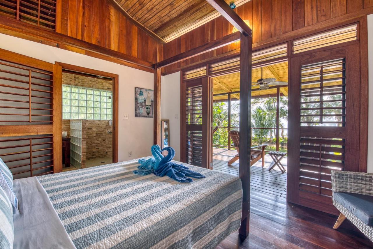 Oasis Bluff Beach Bocas Town Bagian luar foto