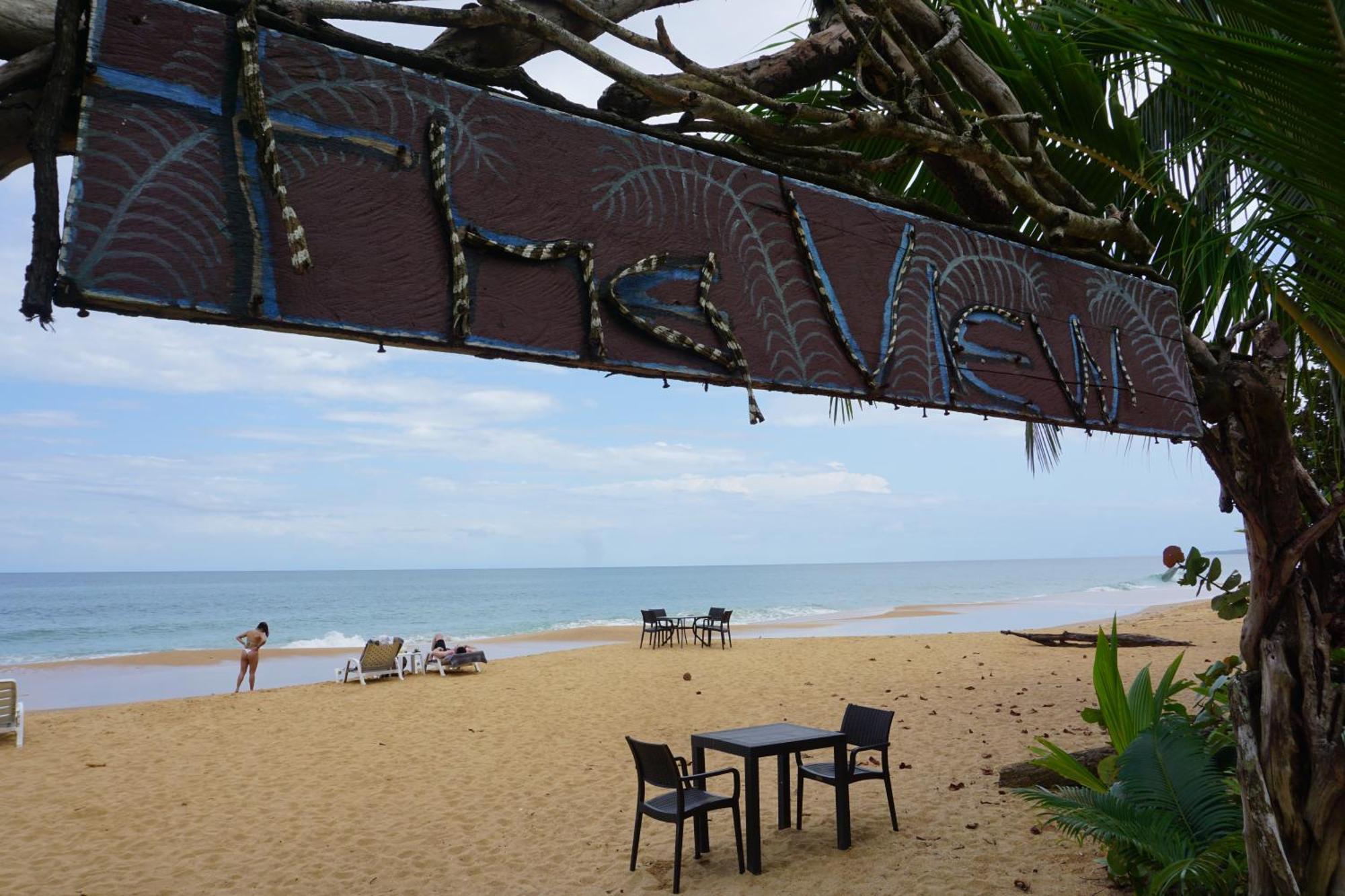 Oasis Bluff Beach Bocas Town Bagian luar foto