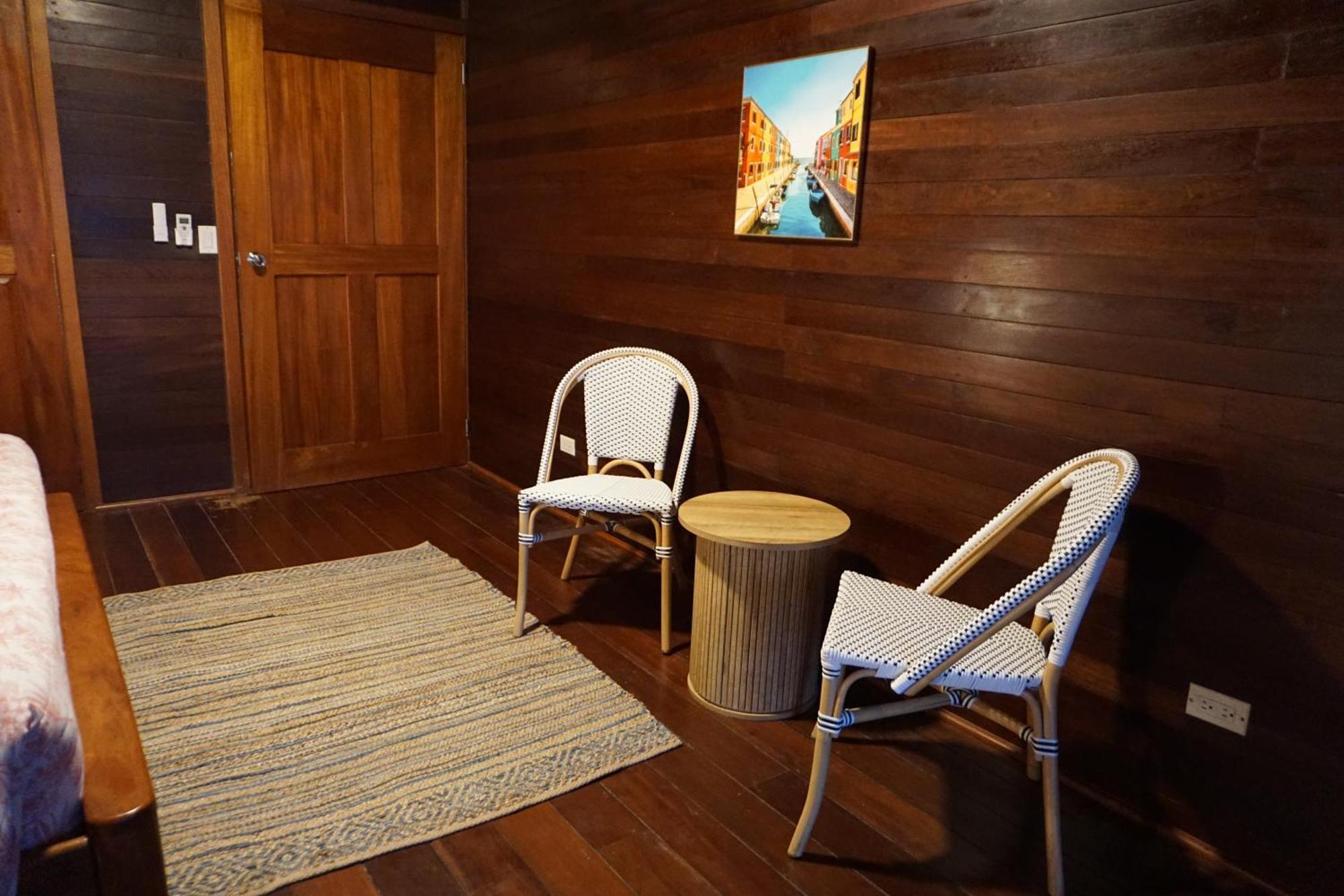 Oasis Bluff Beach Bocas Town Bagian luar foto